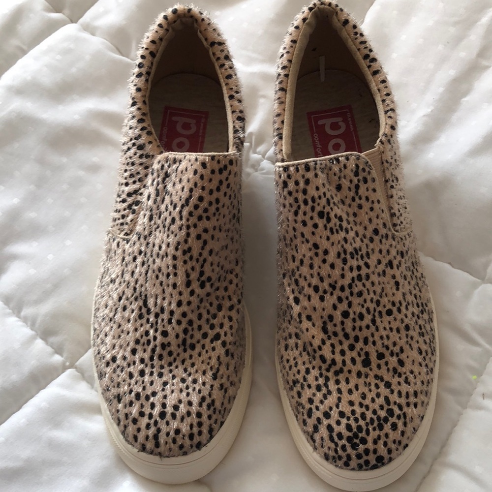 Women's Leopard Print Slip-On Sneakers